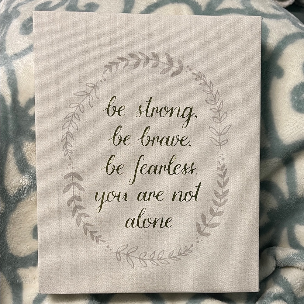 ARAUCO INSPIRATIONAL GOLD FOIL PRINT ON OFF WHITE CANVAS  GRAY LEAVES 10 x 8